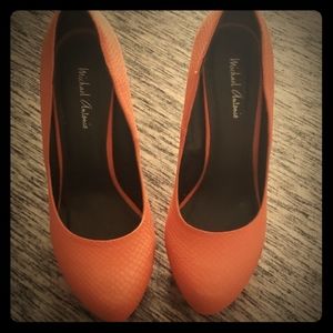 Orange Pumps